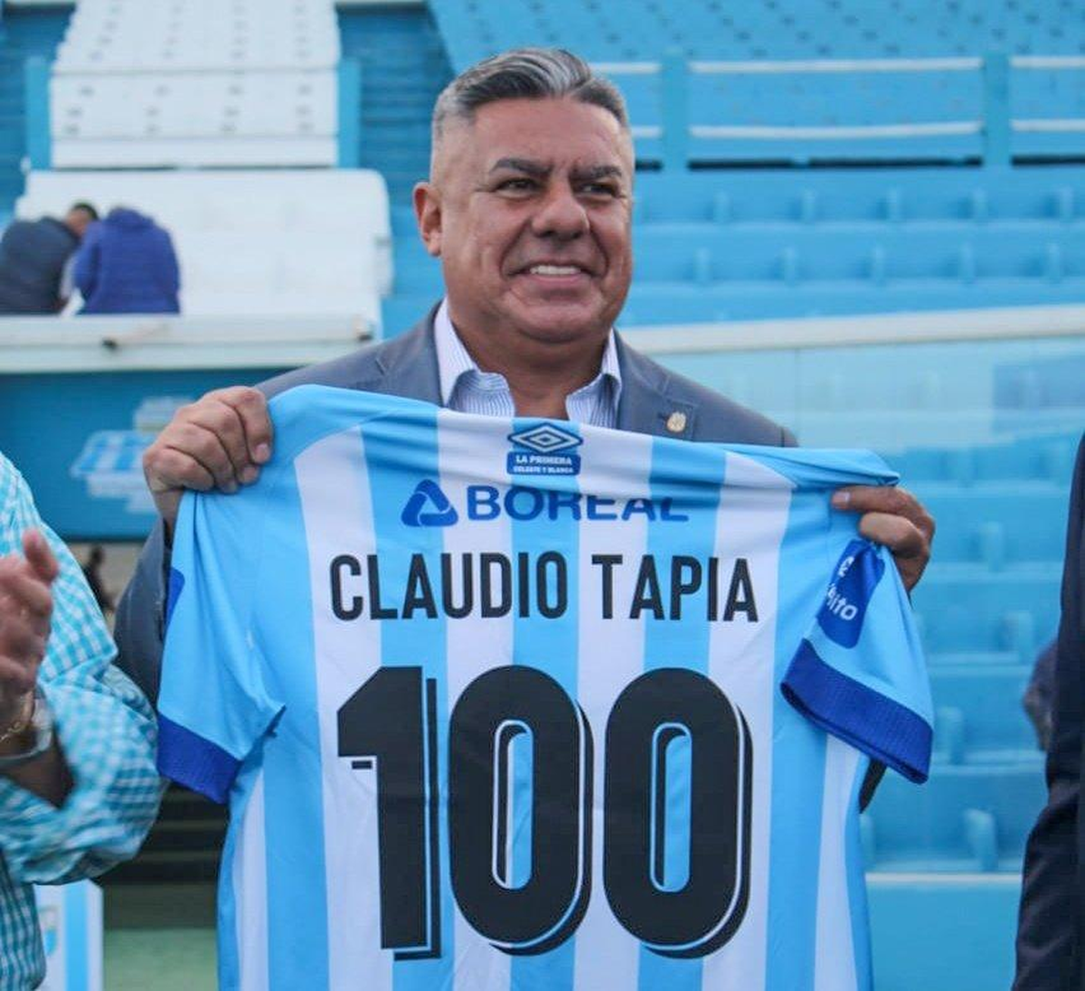 Tapia traer&aacute; la Copa del Mundo a Tucum&aacute;n.