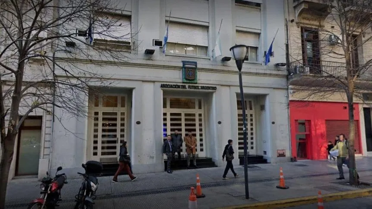 AFA decidió extender el libro de pases en Primera