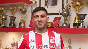 San Martín suma un nuevo refuerzo: Rodrigo Ayala ya es del Santo
