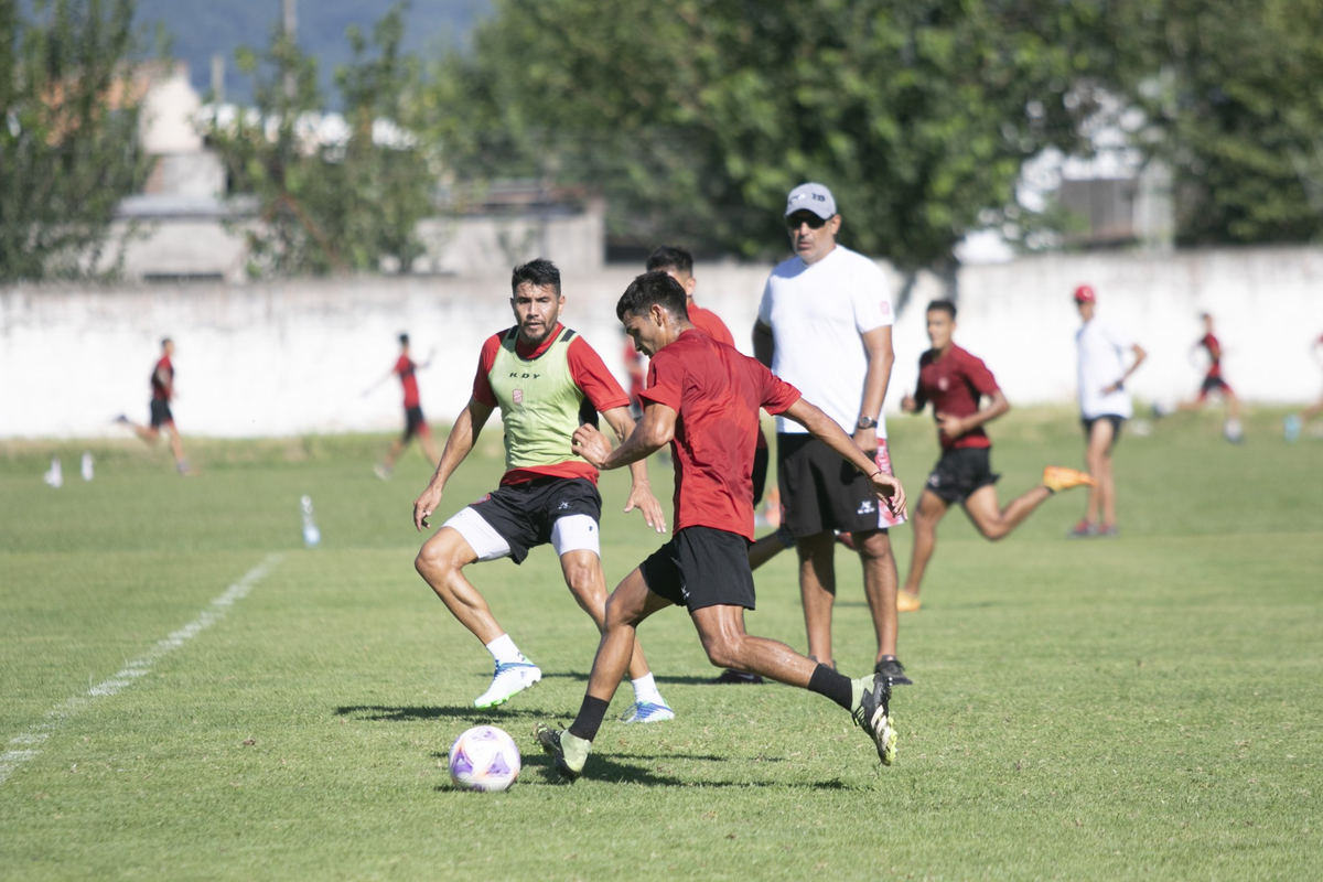 San Martín busca reencontrarse con su fútbol en San Telmo