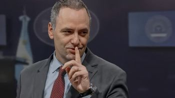 Imputan a Manuel Adorni por enriquecimiento ilícito