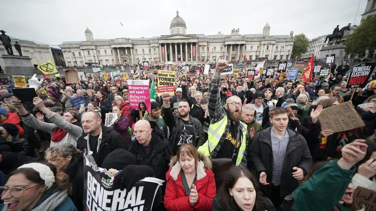 Londres: protestas en las calles para pedir elecciones anticipadas