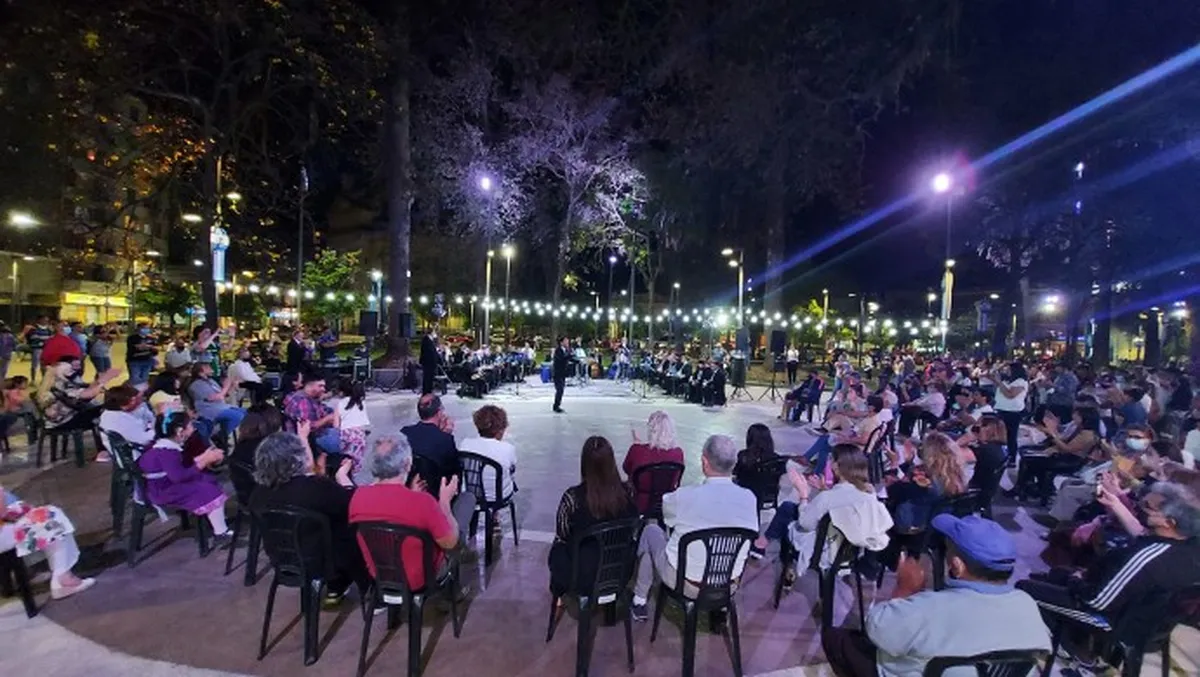 En Plaza Independencia se realizará un concierto navideño