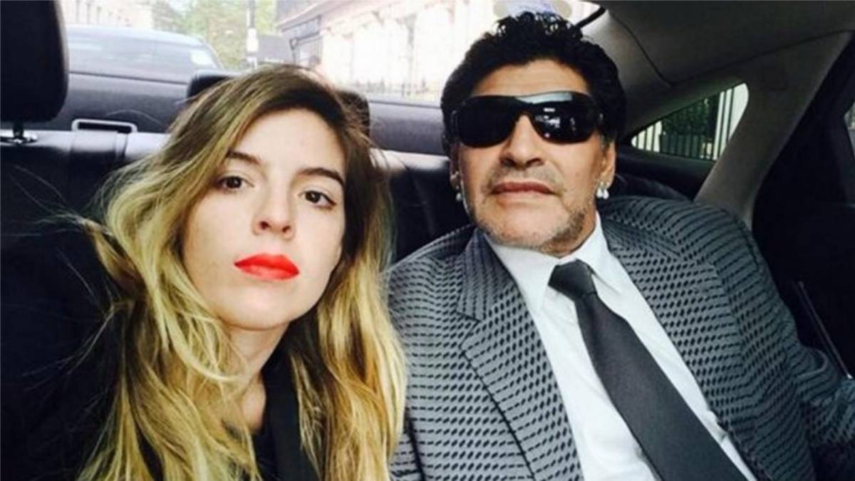 Dalma Maradona habló sobre el entorno de su padre