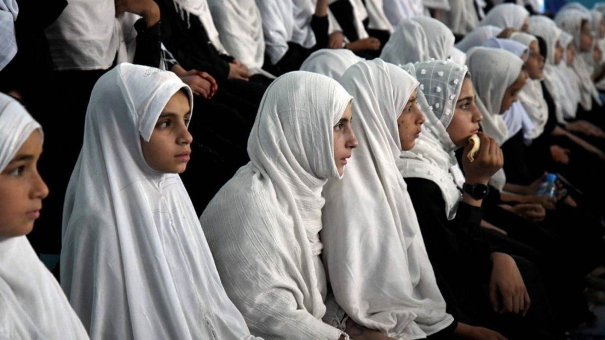 Cierre de escuelas para niñas en Afganistán: trágico y vergonzoso