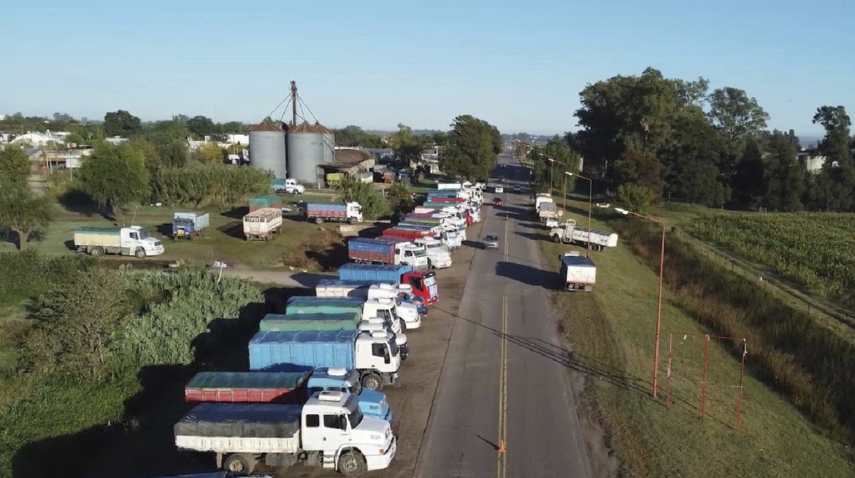Transportistas de carga tucumanos ratificaron el paro