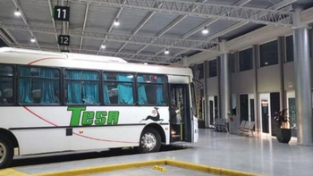 Por las fuertes lluvias, los ómnibus de la empresa TESA reducen recorrido