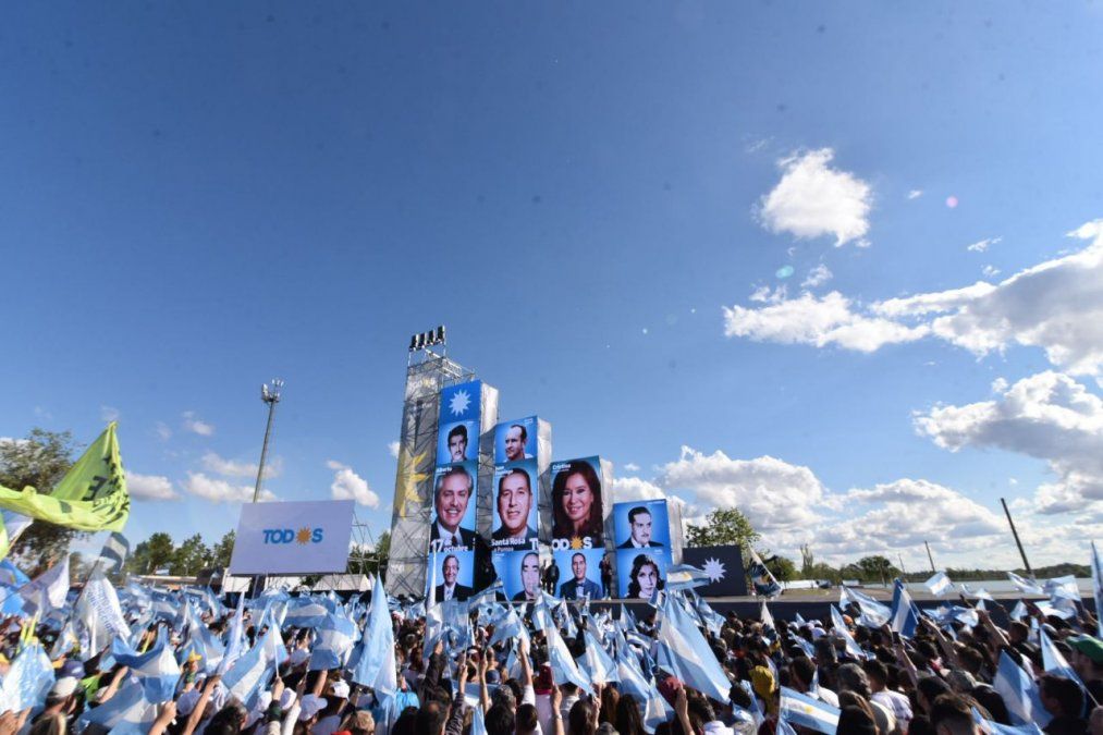 Alberto Fernández y Cristina Kirchner celebraron el Día de la Lealtad