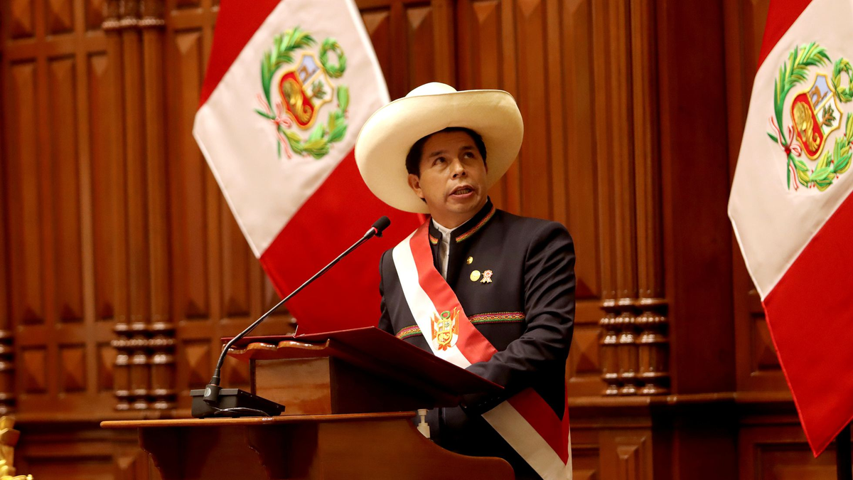 El presidente Castillo rechazó la iniciativa parlamentaria de destituirlo. Foto: El país.