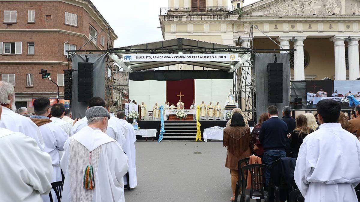 Corpus Christi: autoridades acompañaron la celebración central
