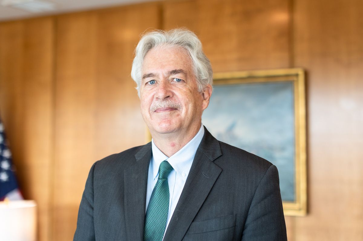 El director de la CIA mantuvo un encuentro con funcionarios del Gobierno