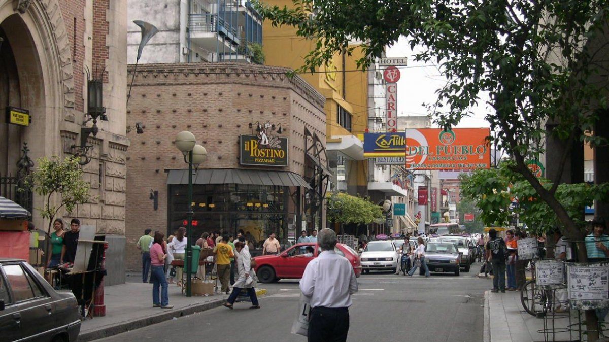 El comercio no modificará sus horarios desde este lunes