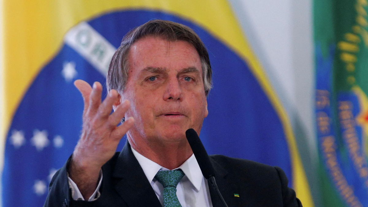 Bolsonaro: Si no gano con el 60% es porque hay algo raro