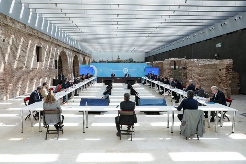 El presidente encabezó ayer una reunión de Gabinete en Casa Rosada. 