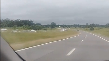 ¡Soltame carnaval! Gran cantidad de vehículos se desplazaron hasta El Cadillal