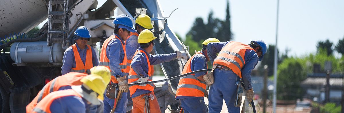 Más de 400 mil empleos se encuentran en riesgo por la desregulación comercial