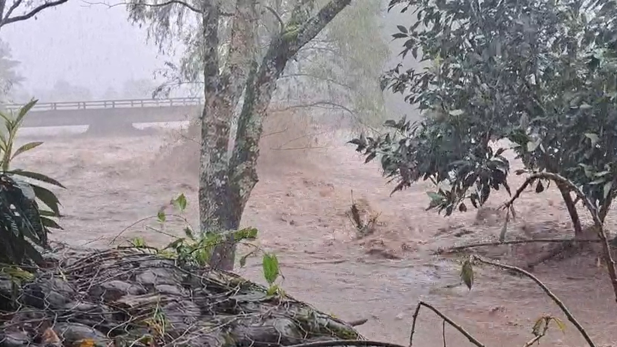 Por las intensas lluvias, se registró una crecida del río Chirimayo
