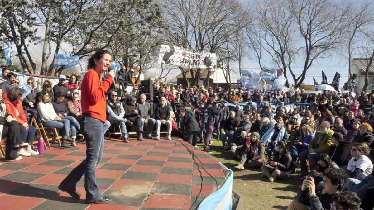 Defender a Cristina Kirchner es defender a la democracia
