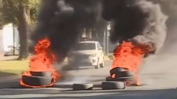 Se dilata un acuerdo salarial con los policías que protestan en Santa Fe