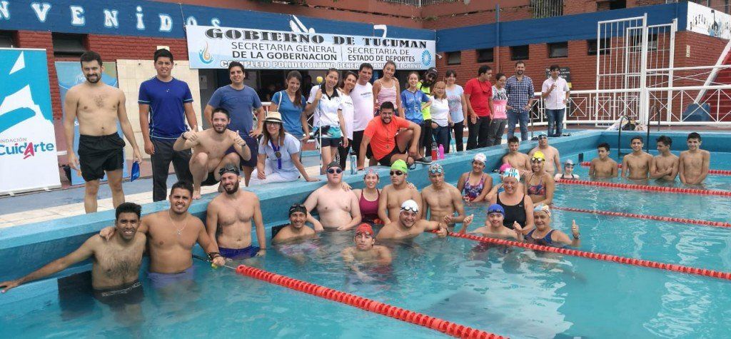 Realizaron una jornada de instrucción con nadadores y personas discapacitadas