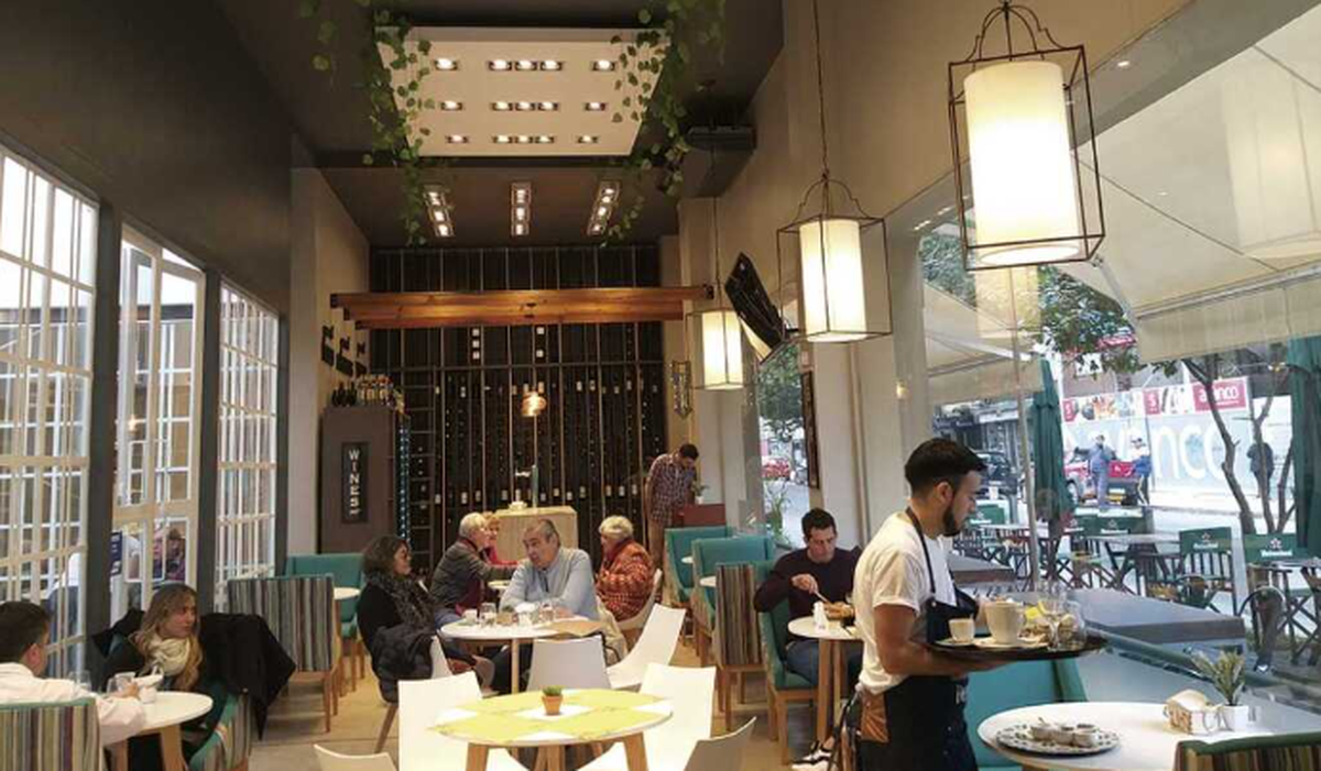 Bares podr&aacute;n abrir el pr&oacute;ximo s&aacute;bado solo hasta las 24 horas.