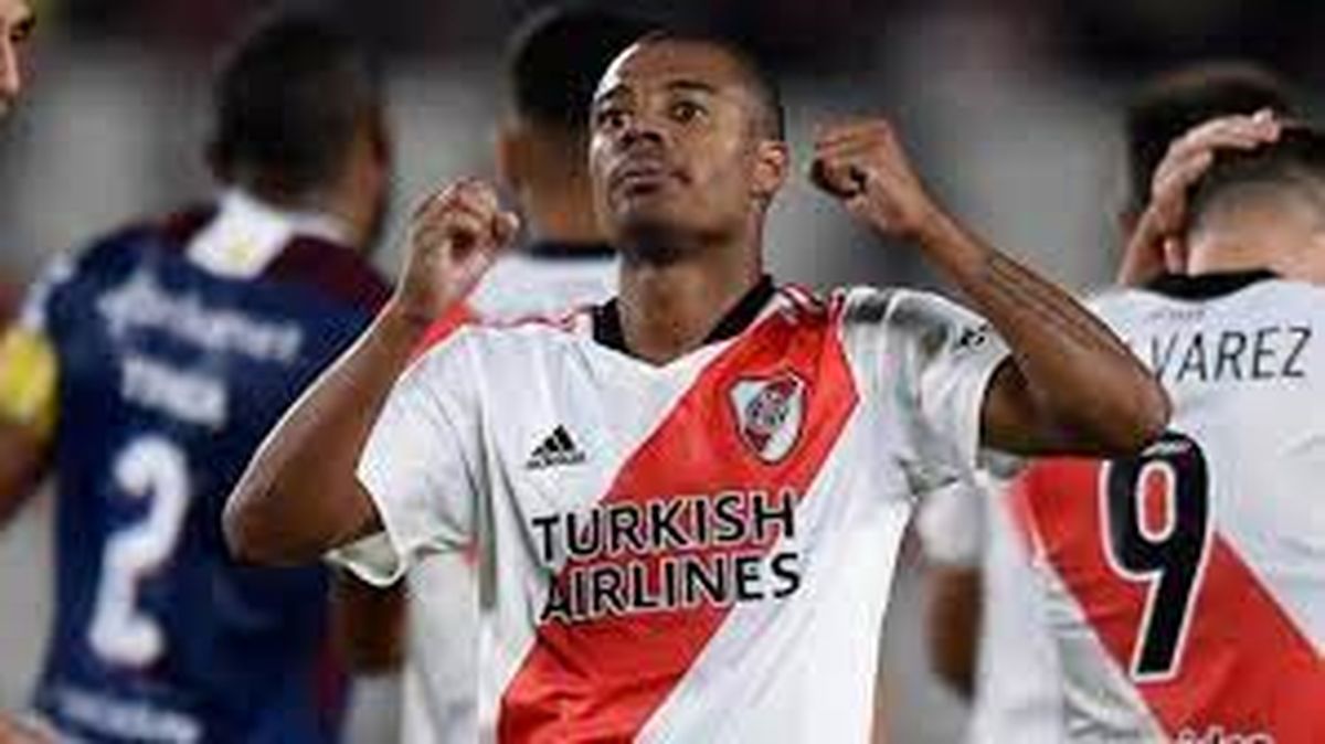 Flamengo viene a la carga por Nicolás de la Cruz