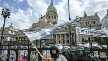 Suspenden artículos de la reforma laboral: 