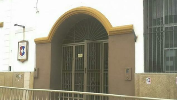 Un colegio de Capital prohíbe el ingreso con mochilas