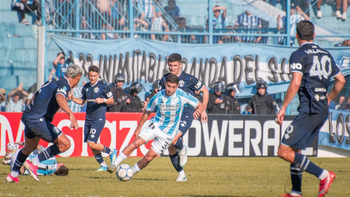 Atlético Tucumán recibe a Sarmiento en un duelo clave de la zona baja