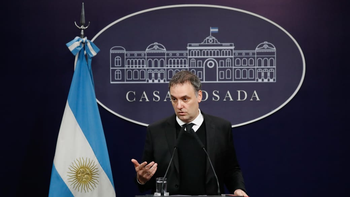 El Gobierno iniciará el proceso para la privatización de AySA
