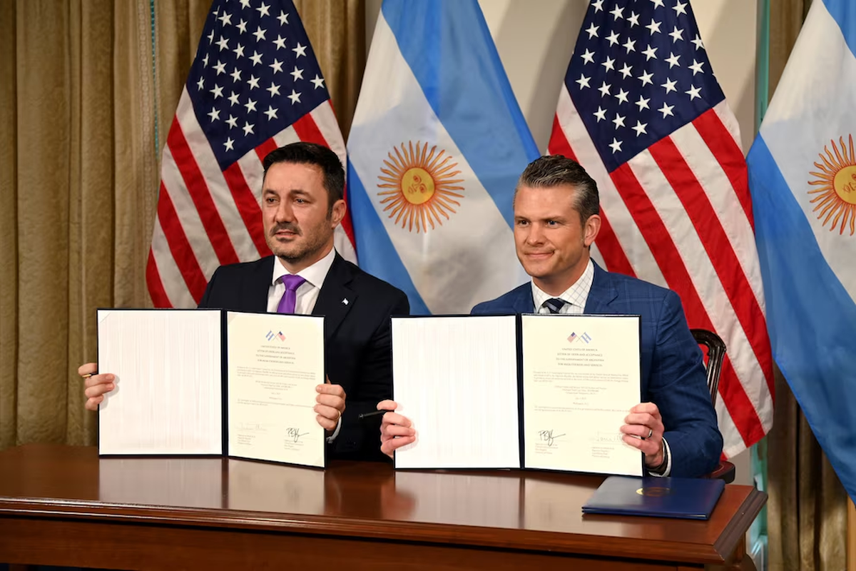 Defensa firmó con el Pentágono un convenio por 207 blindados Stryker