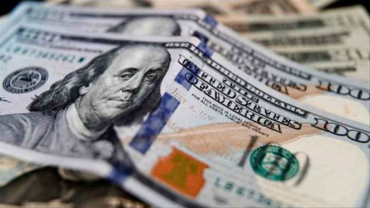 El dólar blue cerró la semana con una cotización de $226