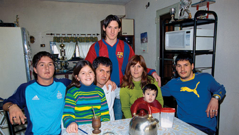 Jorge Messi acompañó a su hijo para que cumpla sus sueños