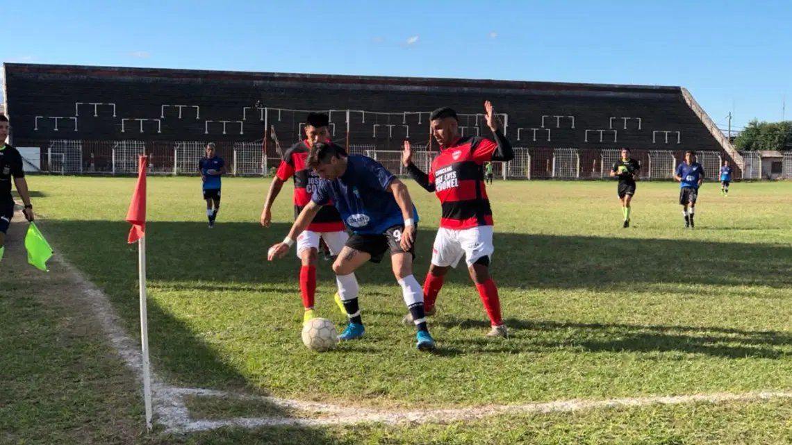 Este jueves se jugarán partidos por el ascenso de la Liga Tucumana de Fútbol.