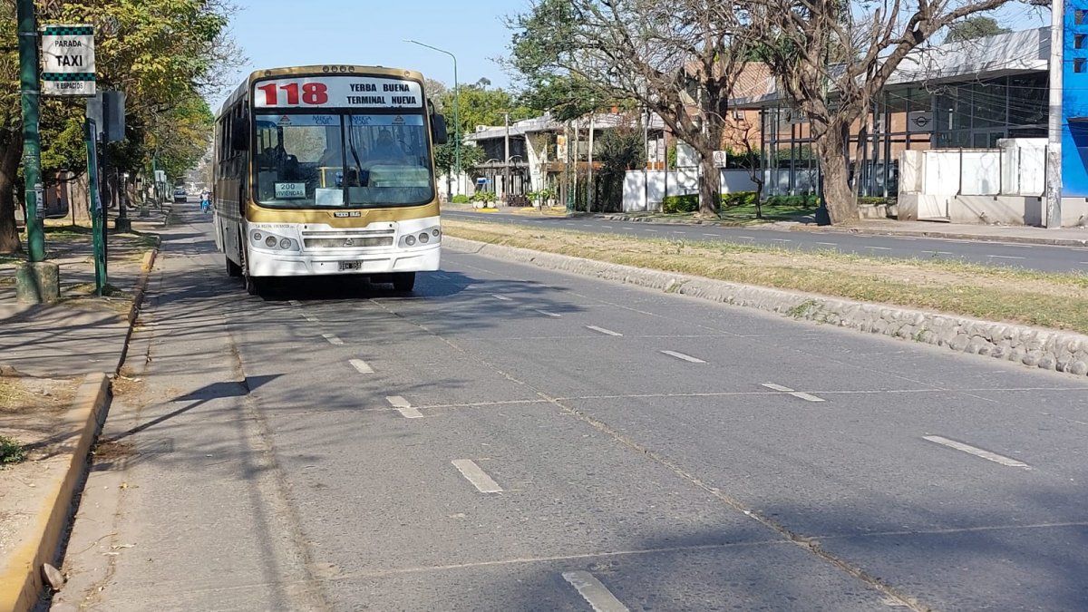 No Hubo Acuerdo Sigue El Paro De Colectivos En Tucumán 7275