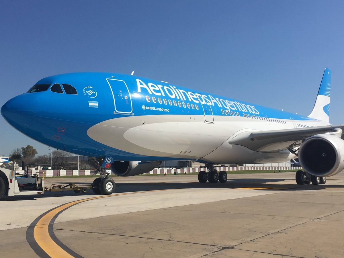 Aerolíneas Argentinas limita la venta de pasajes que no inicien en el país