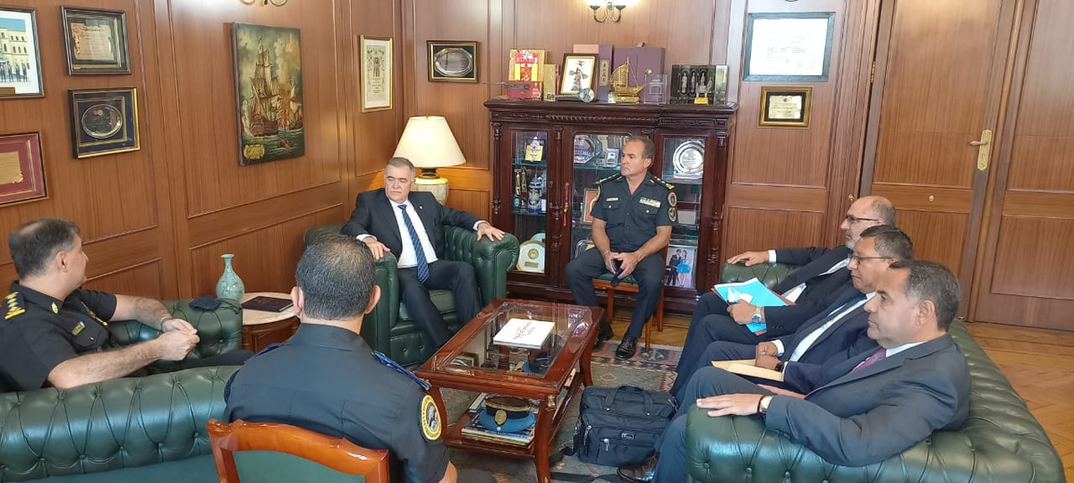 El gobernador de la provincia se reunió con autoridades de la Policía Federal. 