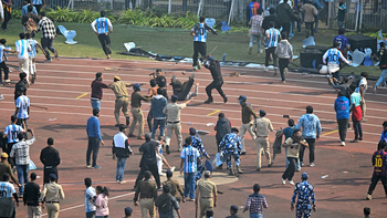 Caos en la visita de Messi en India: el público destrozó el estadio