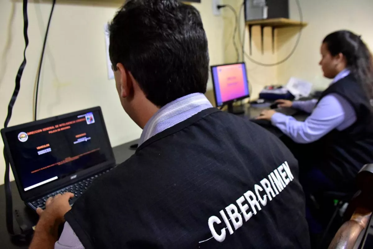 Inauguran la Divisi&oacute;n Ciber Crimen con tecnolog&iacute;a de &uacute;ltima generaci&oacute;n.