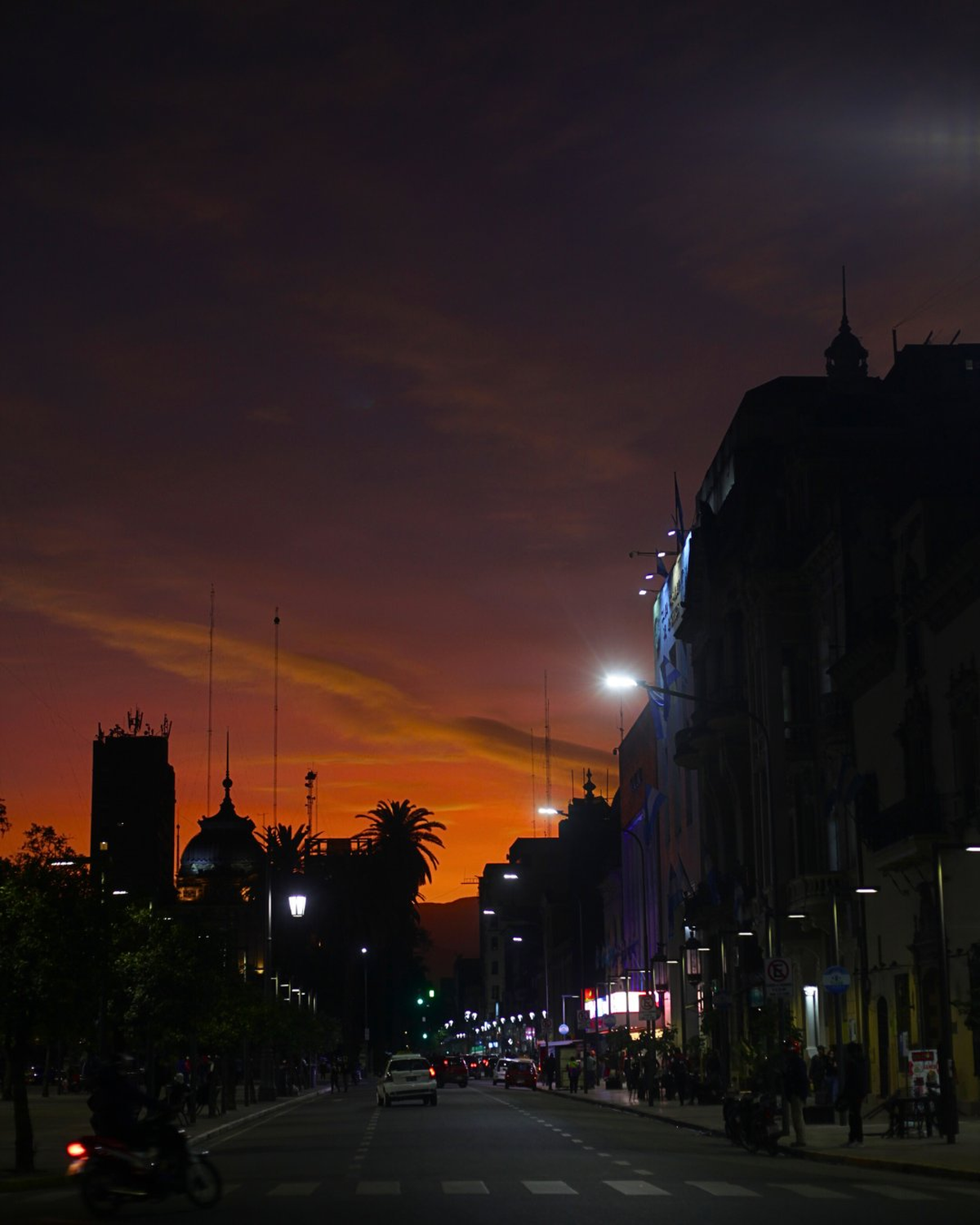 Un fuerte temblor sacudió Salta y también se sintió en Tucumán Un fuerte temblor sacudió Salta y también se sintió en Tucumán