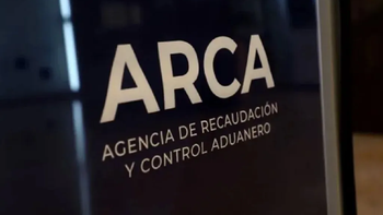 Cayó la recaudación tributaria por noveno mes consecutivo