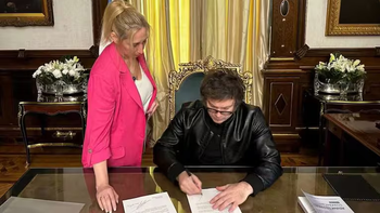 Milei oficializó el veto al aumento a jubilados y emergencia en discapacidad