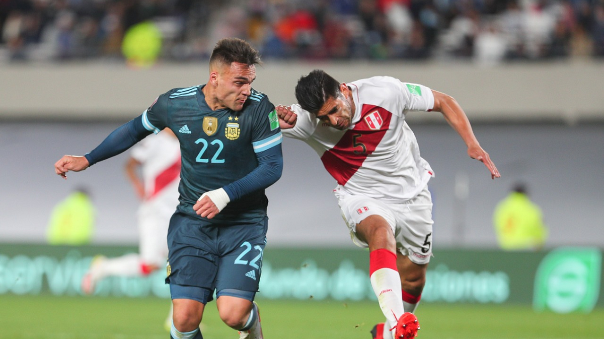Argentina, cada vez más cerca de Qatar: 1-0 a Perú