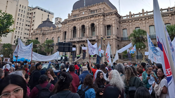 ADIUNT pidió profundizar el plan de lucha tras la Marcha Federal Universitaria