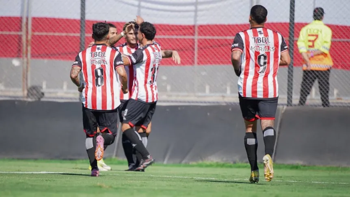 Atlético no levanta cabeza y perdió ante Barracas Central por 2-1