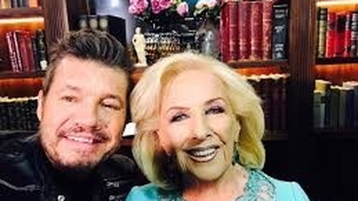 Las Fotos De Marcelo Tinelli Y Mirtha Legrand Juntos En El Sketch De Apertura De Showmatch 1501