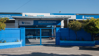 Ante el frío, el Refugio Municipal asiste a personas en situación de calle