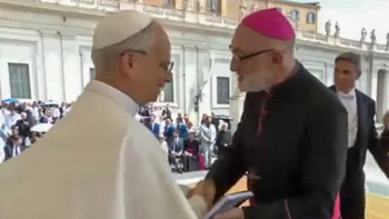 Monseñor Ferrari saludó al Papa León en nombre del pueblo tucumano