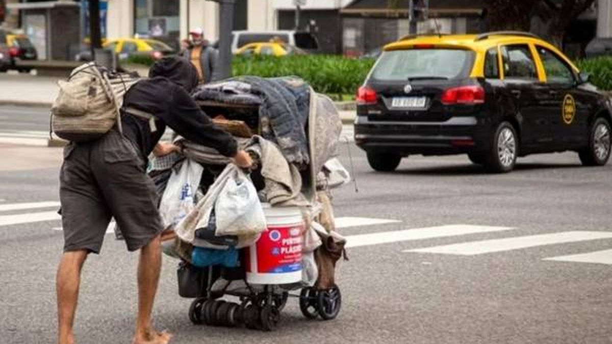 La UCA alerta que la baja de la pobreza presenta