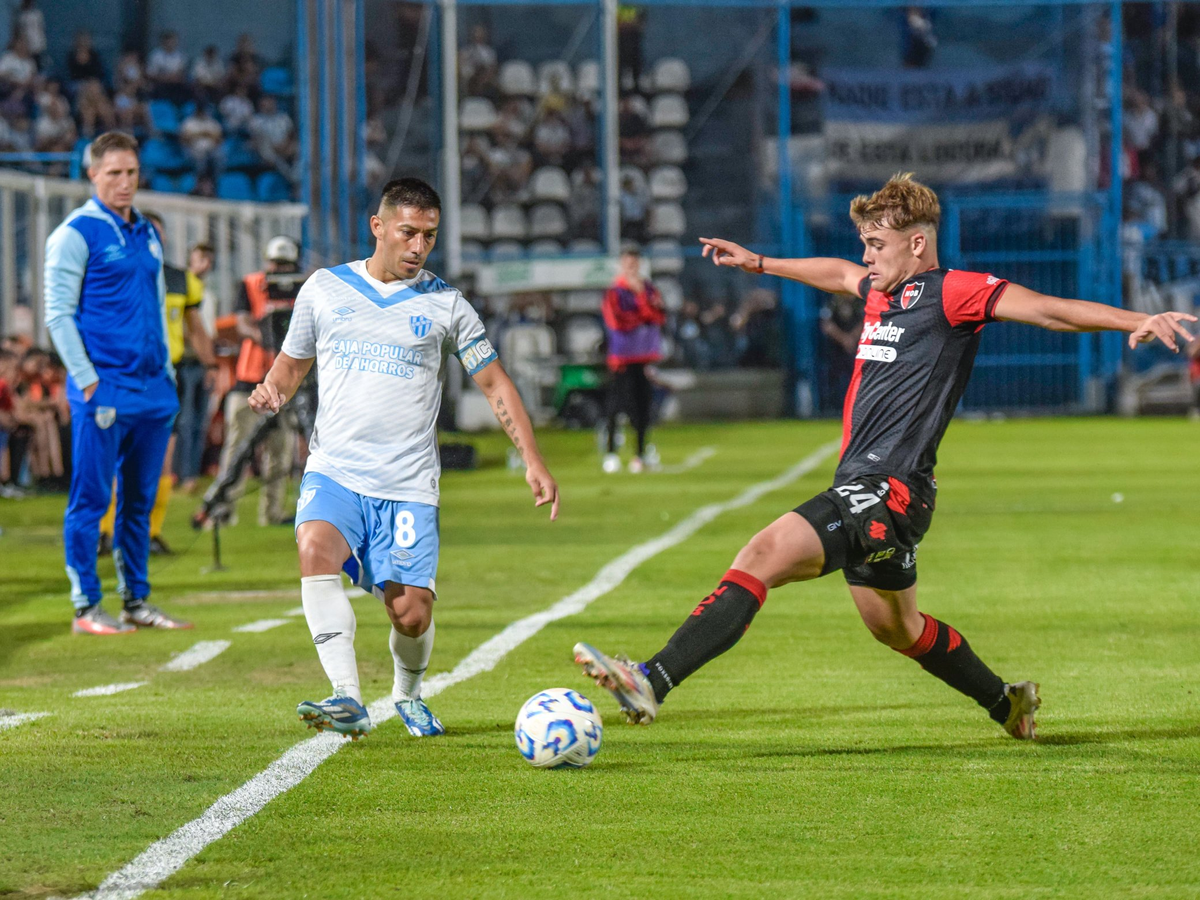 Fue 0 a 0 entre el Decano y la Lepra en el Monumental. Foto X Atlético Tucumán